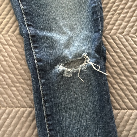 Woman’s AG skinny jeans - Picture 6 of 10